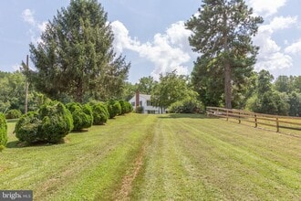 Building Photo - 18136 Pepmeier Hill Rd