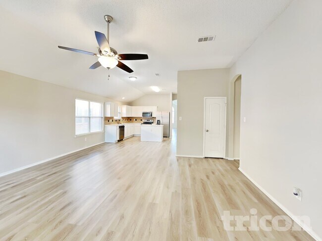 Foto del edificio - 304 Dakota Dr