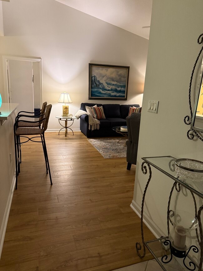 Foto del edificio - 5095 Fairways Cir