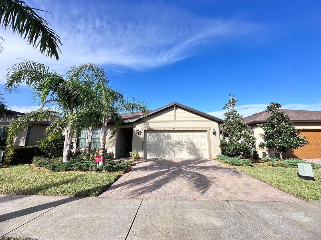 Foto principal - 4628 Indigo Way