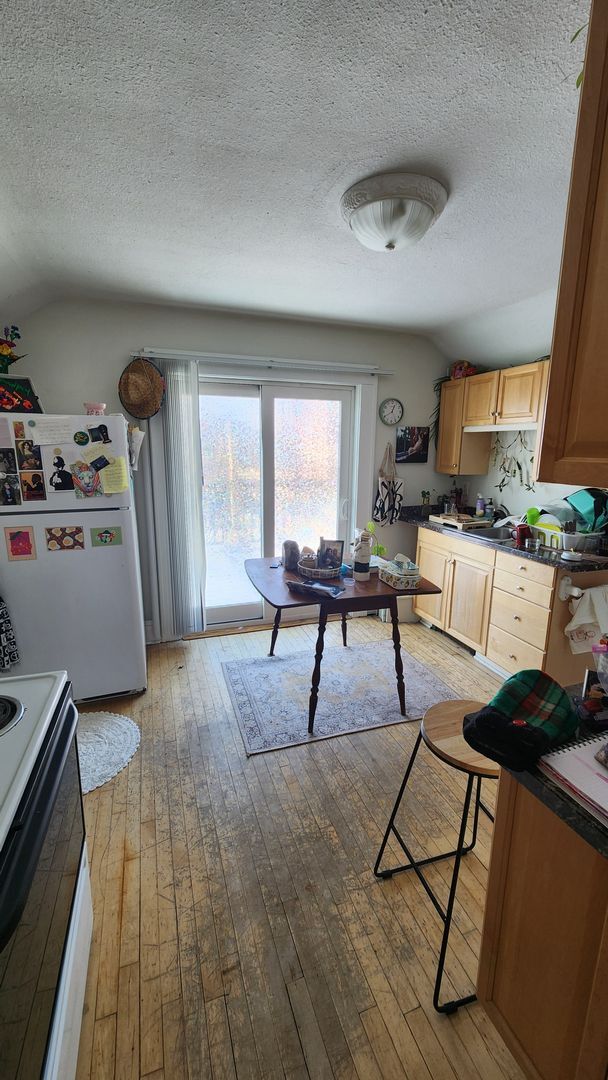 Foto del edificio - 609 Bemidji Ave N