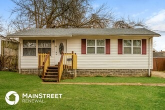 Building Photo - 5002 Seville Dr