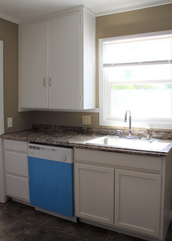 Building Photo - 209 Benham St