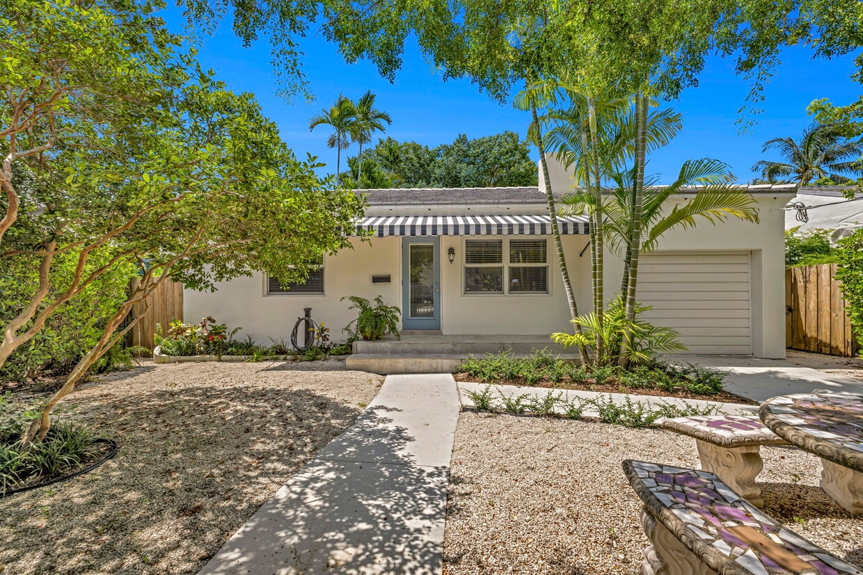 Photo - 4630 SW 12th St (Miami, FL)