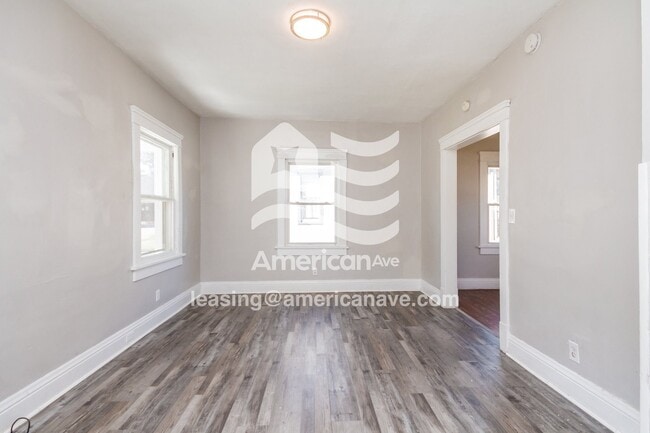 Building Photo - 161 16th Ave