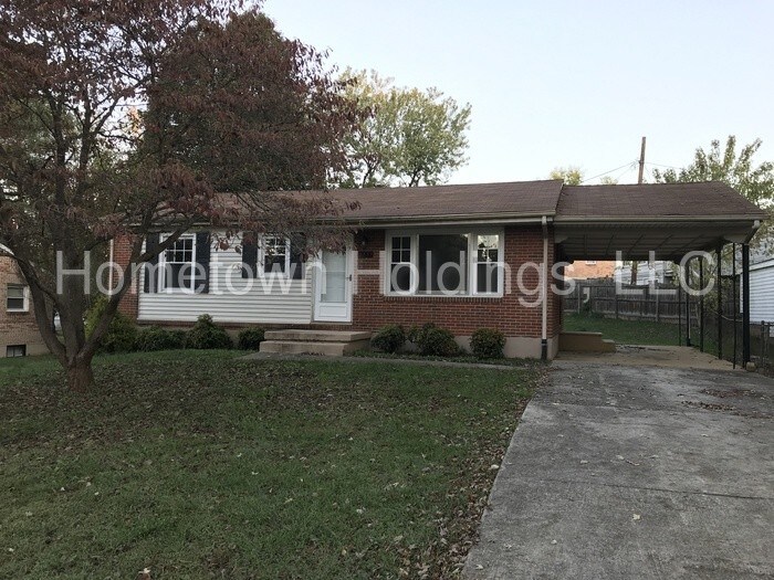 Primary Photo - 206 Orlando Ave