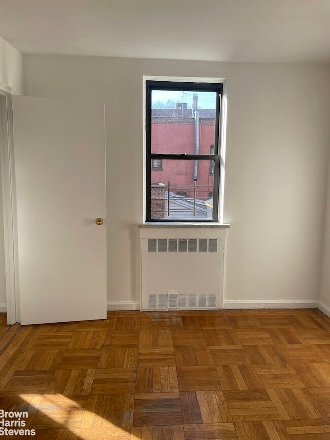 2929 Bainbridge Ave Unit 2J, The Bronx, NY 10458 Room for Rent in The