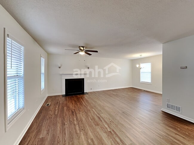 Building Photo - 101 Brentwood Ct