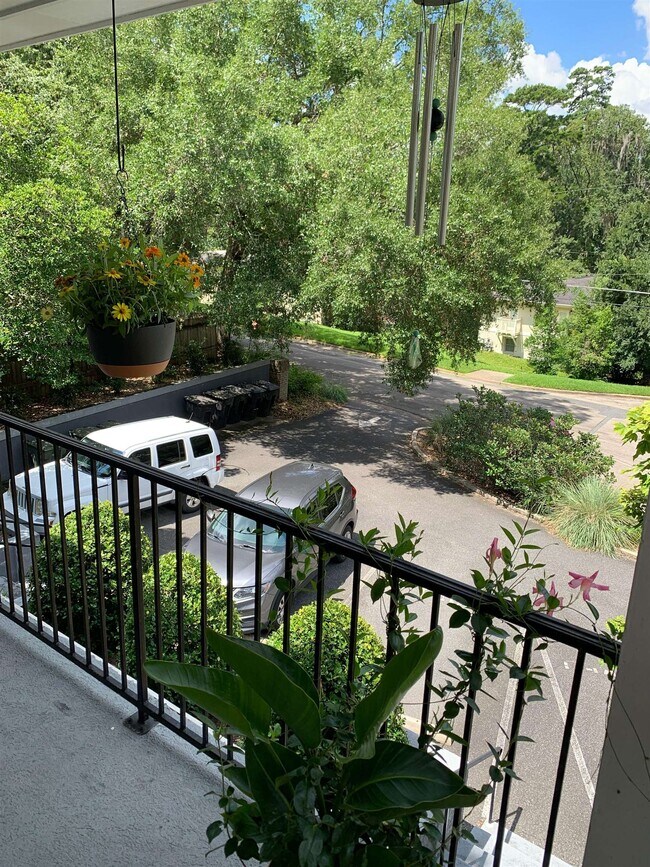 Foto del edificio - 1111 Washington Ct