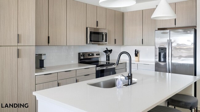 Building Photo - 13450 Perdido Key Dr