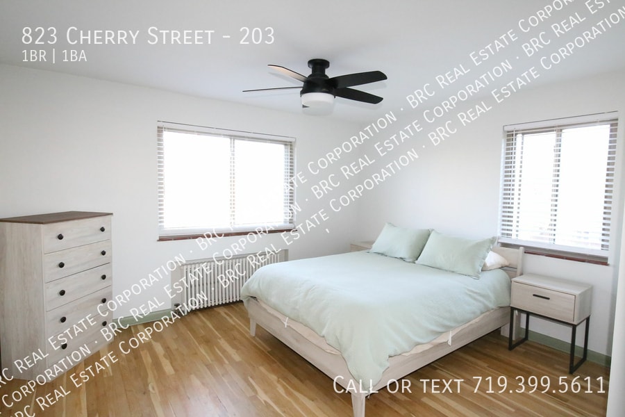 Foto del edificio - 823 Cherry St