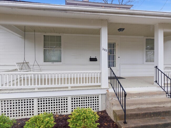 Foto del edificio - 303 Westwood Ave