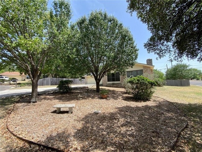 Building Photo - 100 Potomac Cir