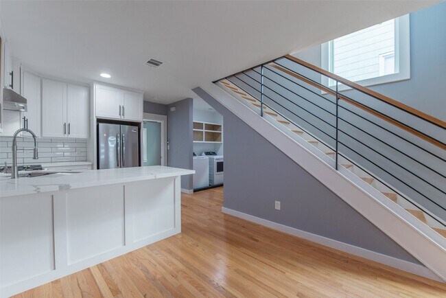 Foto del edificio - 1459 Munger St