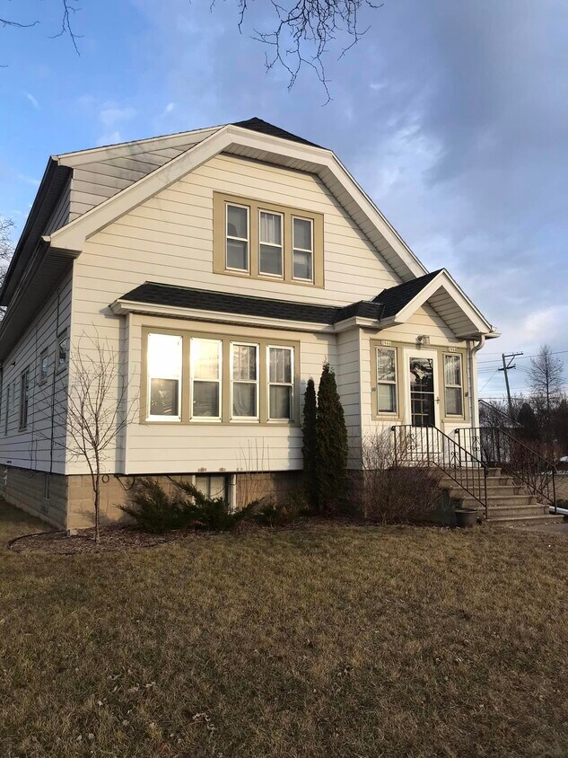 Foto principal - 2968 S 84th St