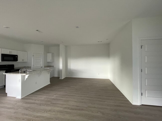 Foto del edificio - 6723 SW Dignity Ave