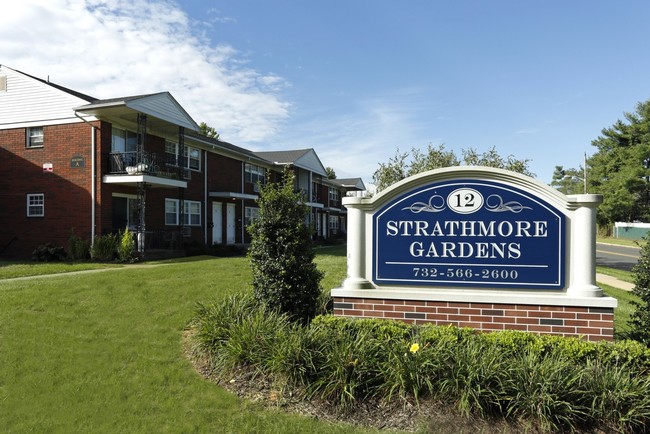 Foto del edificio - Strathmore Gardens Apartments