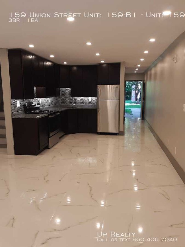 Building Photo - 159 Union St