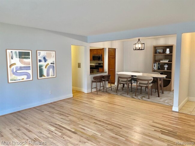 Foto del edificio - 1115 N Old Woodward Ave