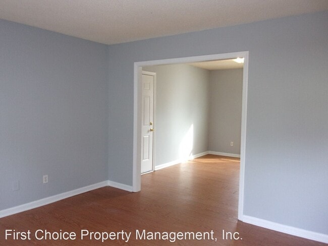 Building Photo - 3 br, 1 bath House - 127 Patterson Court