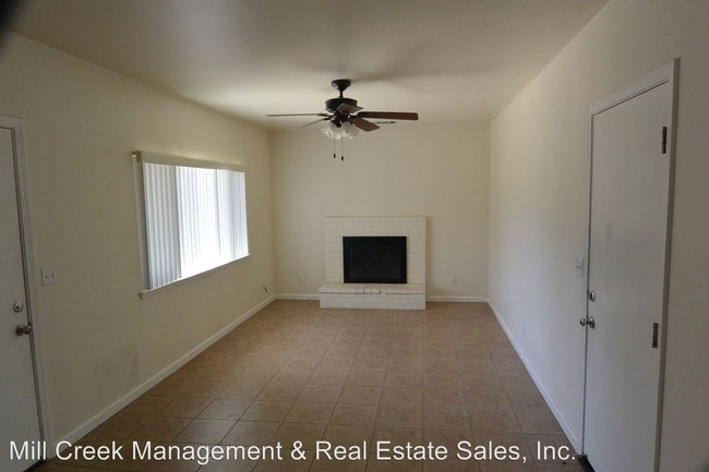 Building Photo - 3 br, 2 bath House - 1513 W. Riggin