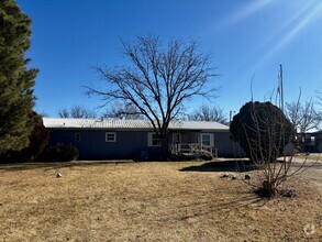 Building Photo - 12713 Avenue L