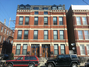 Building Photo - 1612 W 17th St