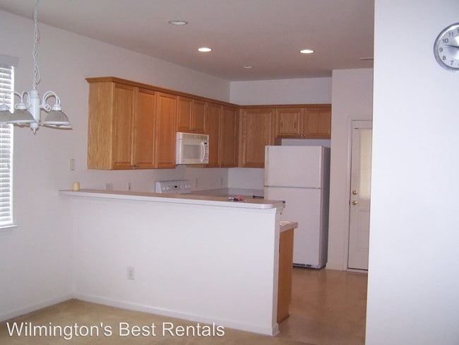 Building Photo - 9392 Night Harbor Dr SE