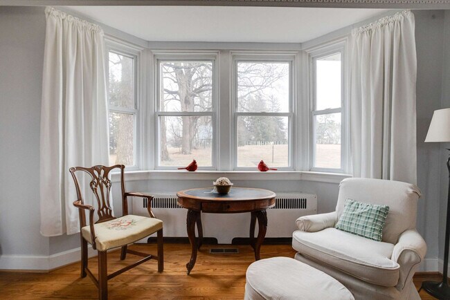 Foto del edificio - 10417 Liberty Rd