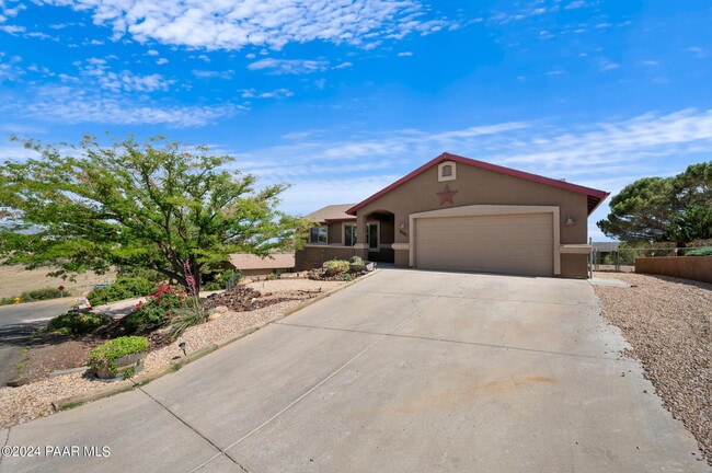 Building Photo - 9961 E Texas Dr