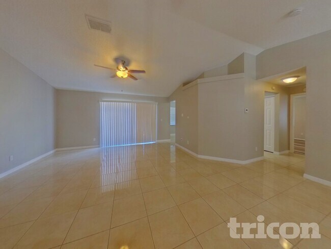 Foto del edificio - 13235 Moonflower Ct