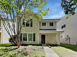 Building Photo - 26880 Hailey's Manor