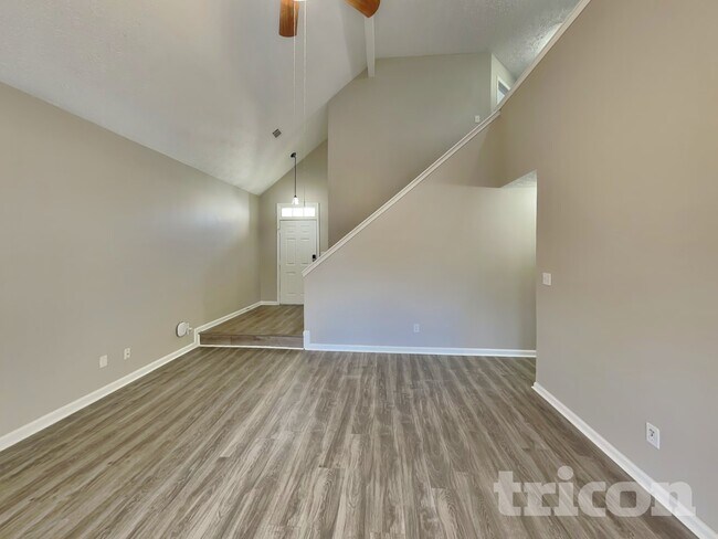 Foto del edificio - 55 Braelinn Creek Ct