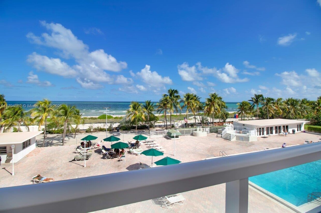 Foto principal - 5005 Collins Ave