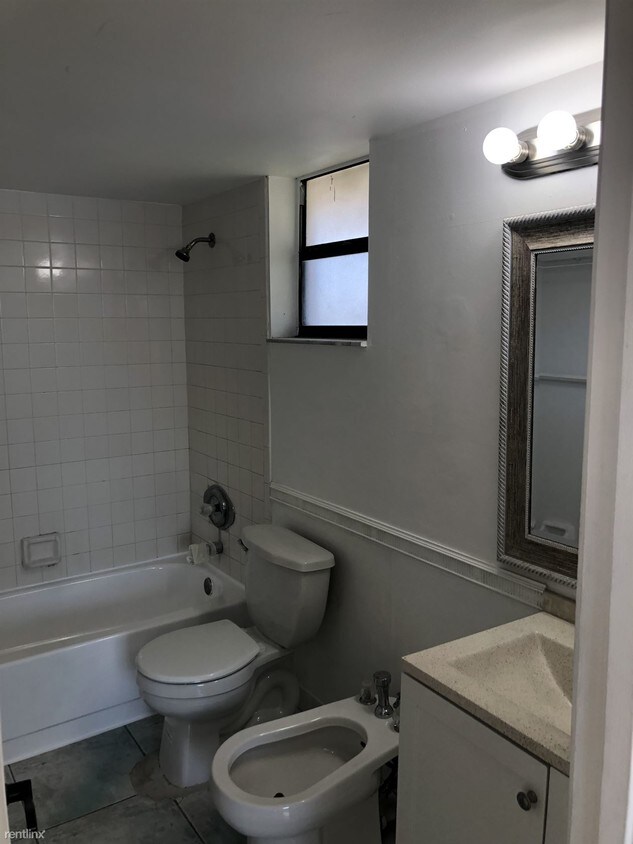 Foto principal - 2 br, 2 bath Condo - Lago Grande Apt 201-1