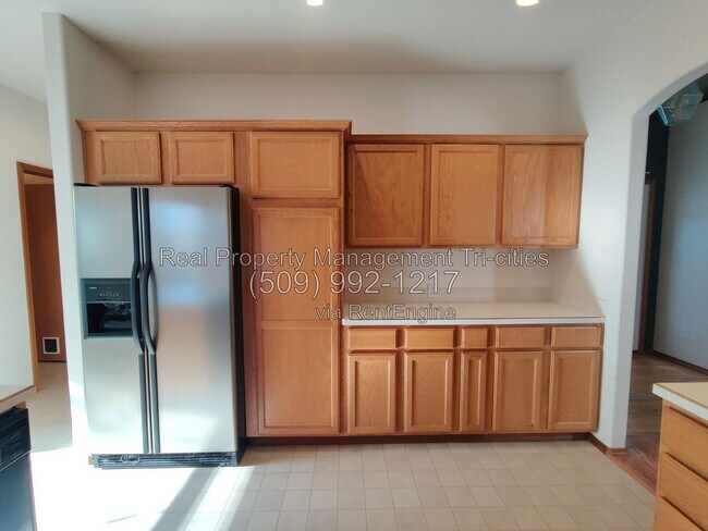 Foto del edificio - 2650 Sandstone Ln