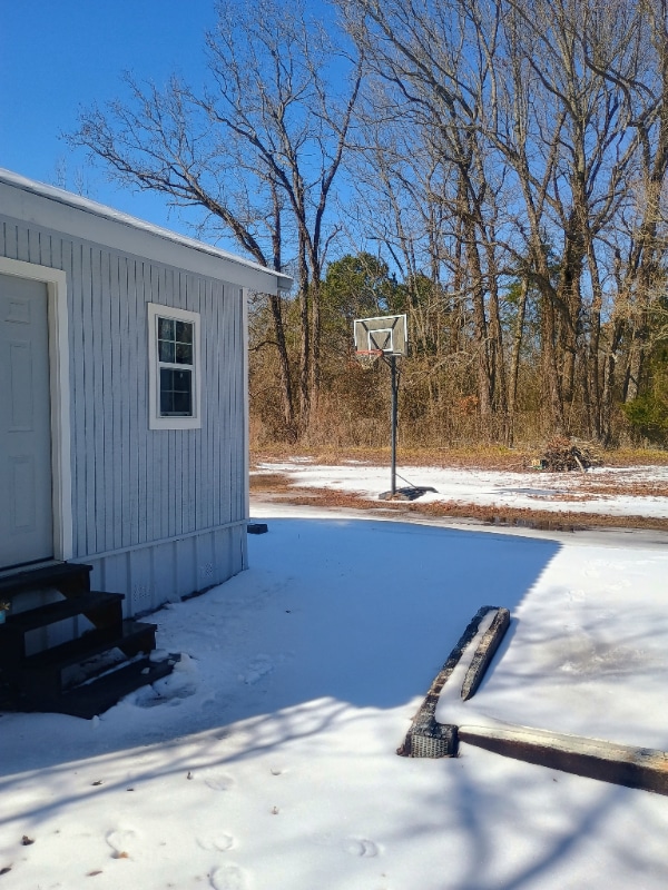 Building Photo - 700 County Rd 40 W