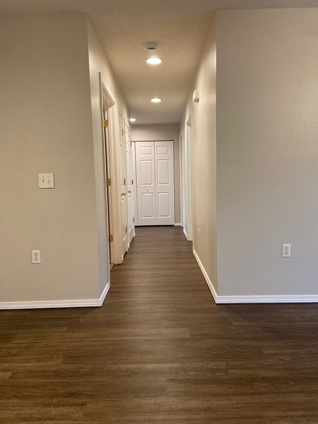 Foto del edificio - Condominium in Academy Commons