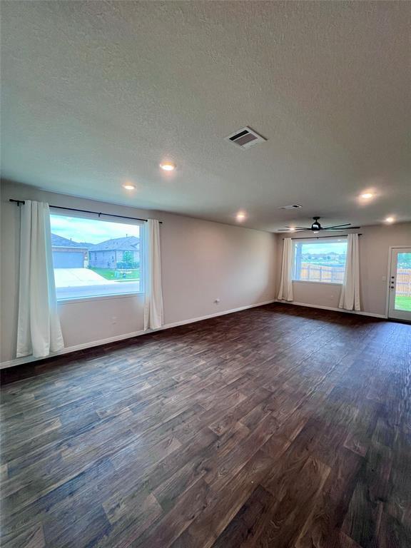 Building Photo - 944 Vogel Dr