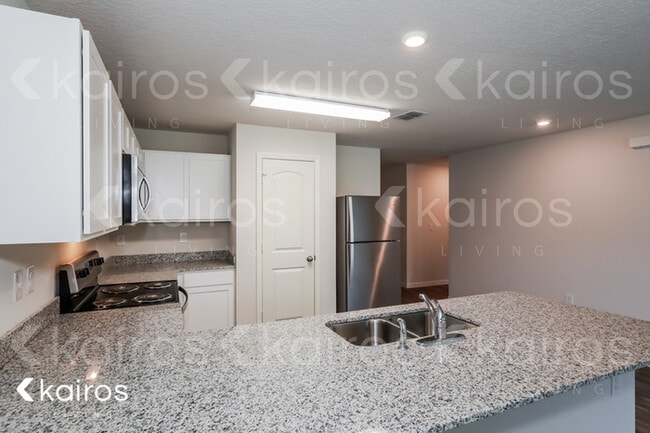 Building Photo - 80 Pheasant Dr