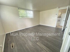 Building Photo - 740 Wasatch St.