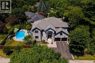 Building Photo - 175 Oakhill Pl