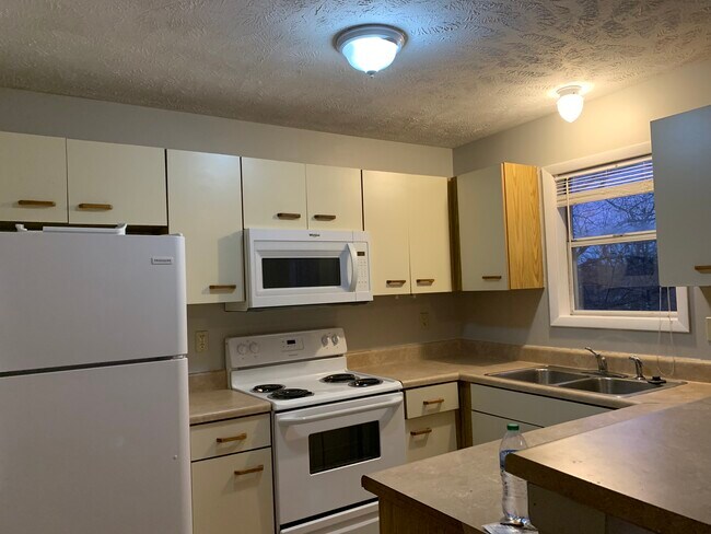 Foto del edificio - 6771 Willowbrook Dr