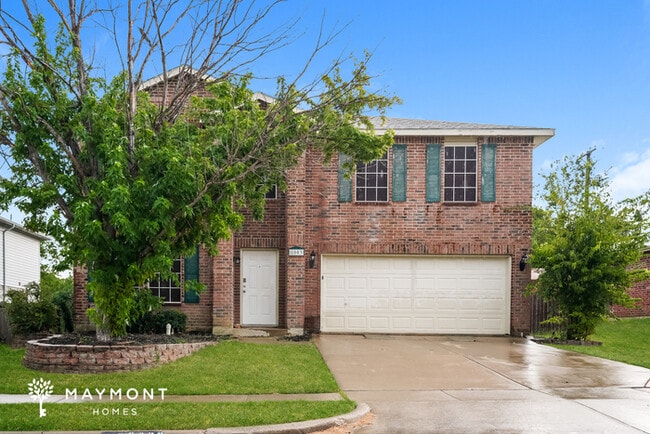 Building Photo - 8003 Mosstree Dr