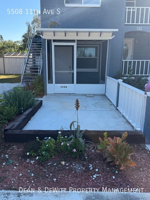 Foto principal - 5508 11th Ave S