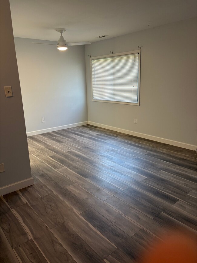 Photo - 1924 Bellarbor Cir (Crofton, MD) Apartment