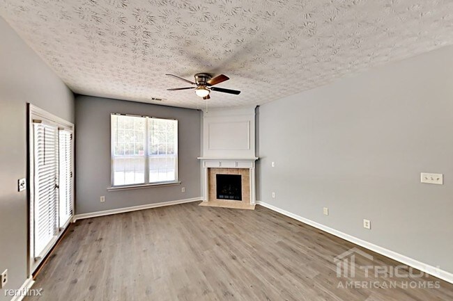 Building Photo - 3329 Coach House Ct