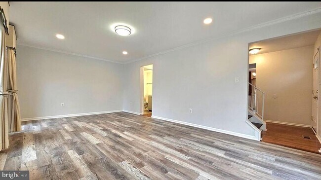 Building Photo - 3200 Foothill St