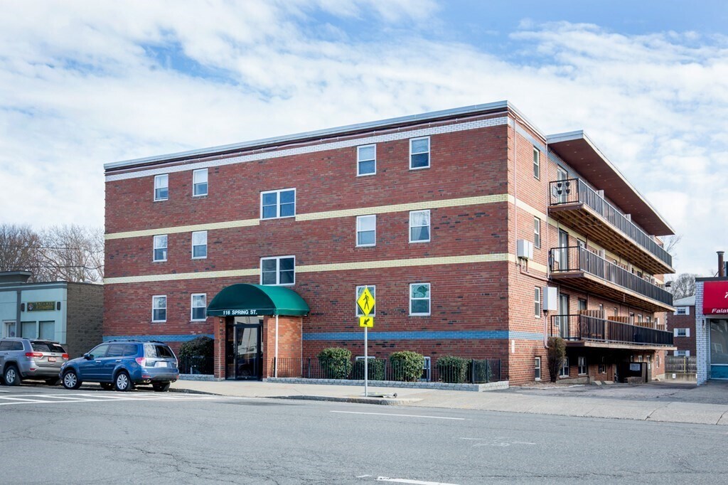 Primary Photo - 116 Spring St