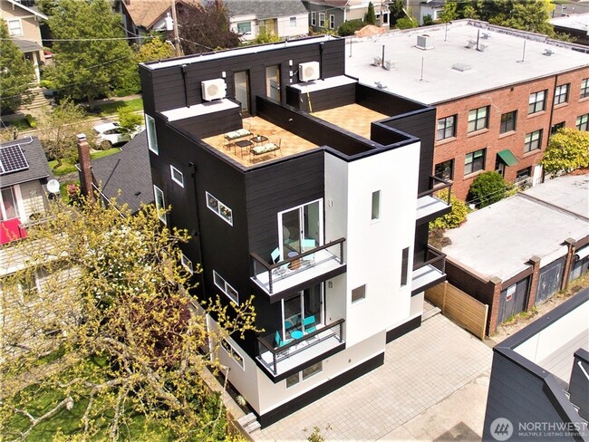 Building Photo - 1525 a nw 60th St